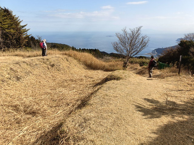 img0027.jpg