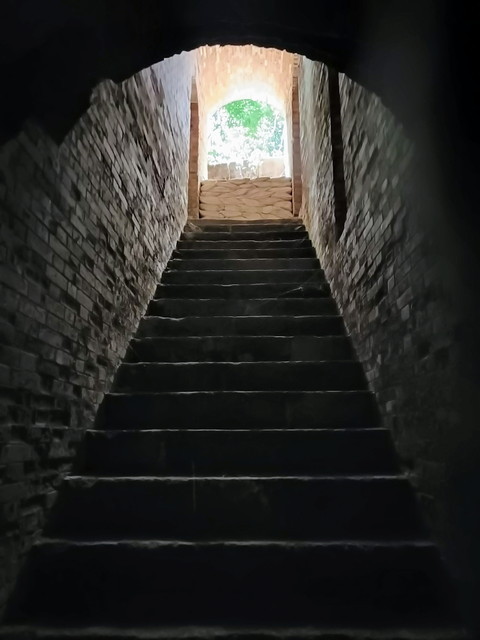 img0032.jpg