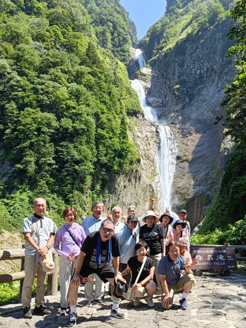 img0004.jpg