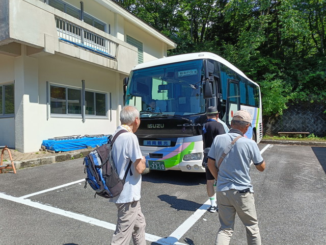 img0009.jpg
